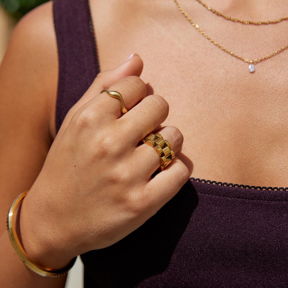 Anillo Ola de Oro de 18K