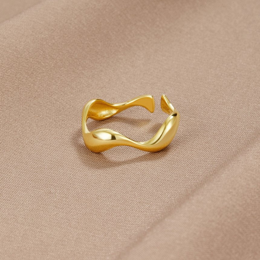 Anillo Ola de Oro de 18K