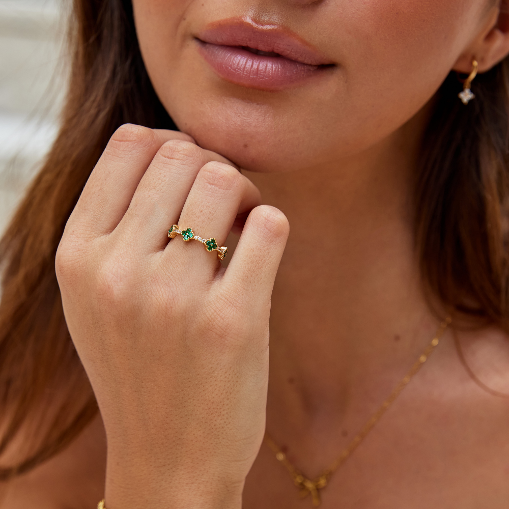 Anillo de Cristal Trébol de Cuatro Hojas