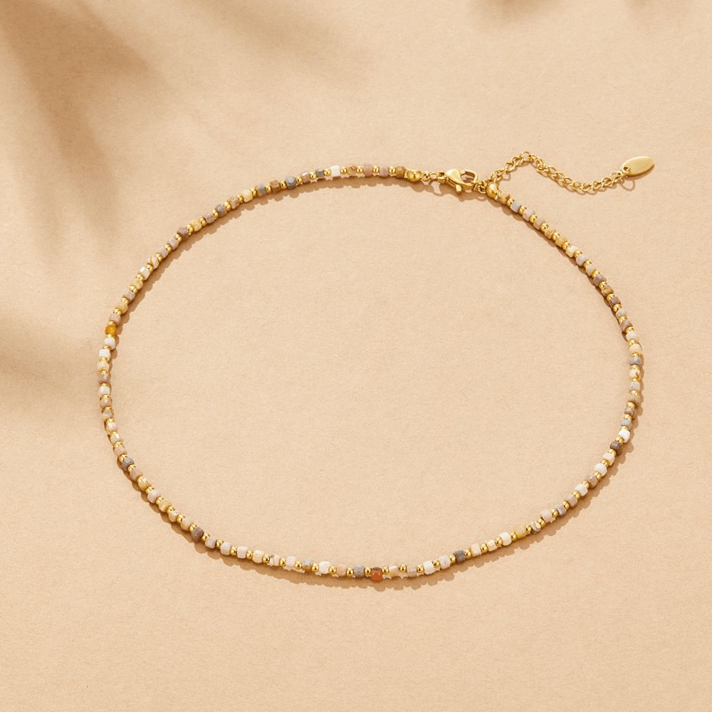 Collar de Cuentas de Piedra
