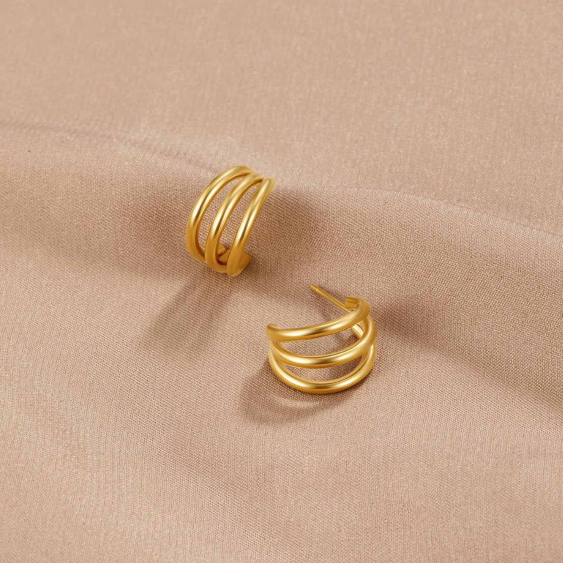Pendientes de Triple Aro de Oro