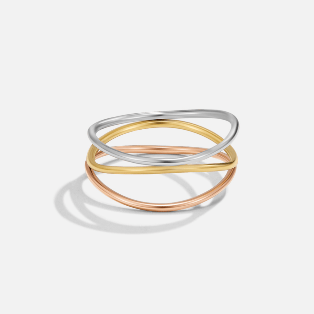 Anillo en Capas de Tres Tonos