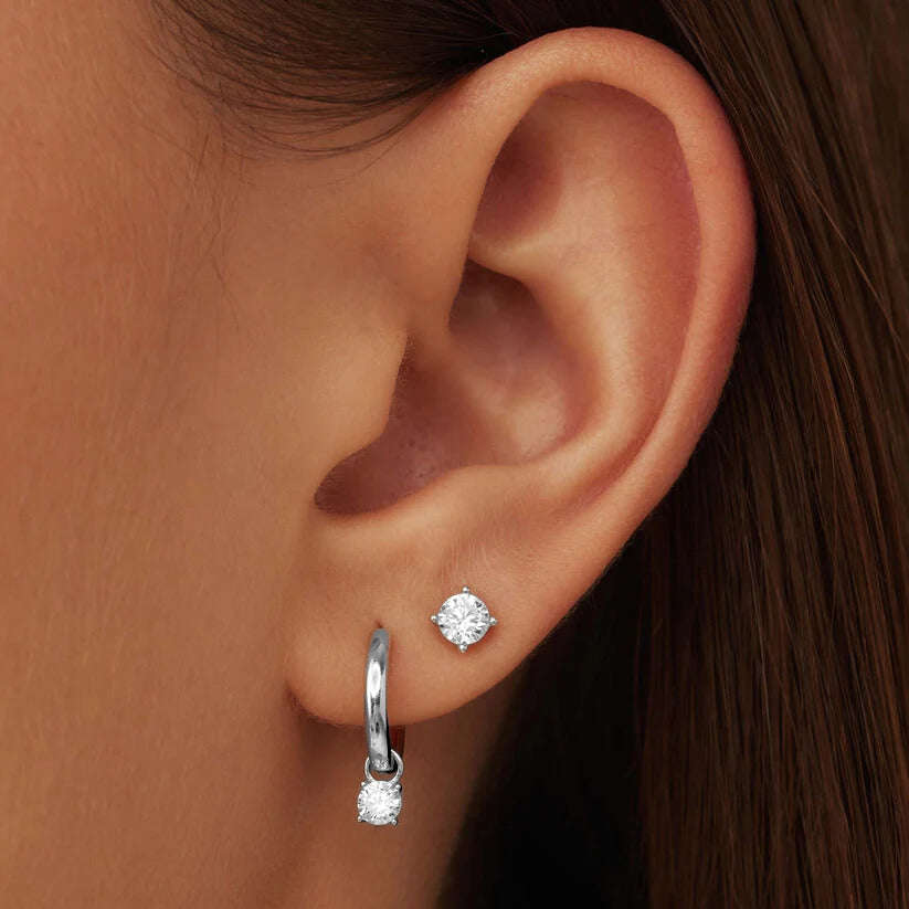 Aretes de Botón Larmes de Lune con Piedra | Oro Blanco