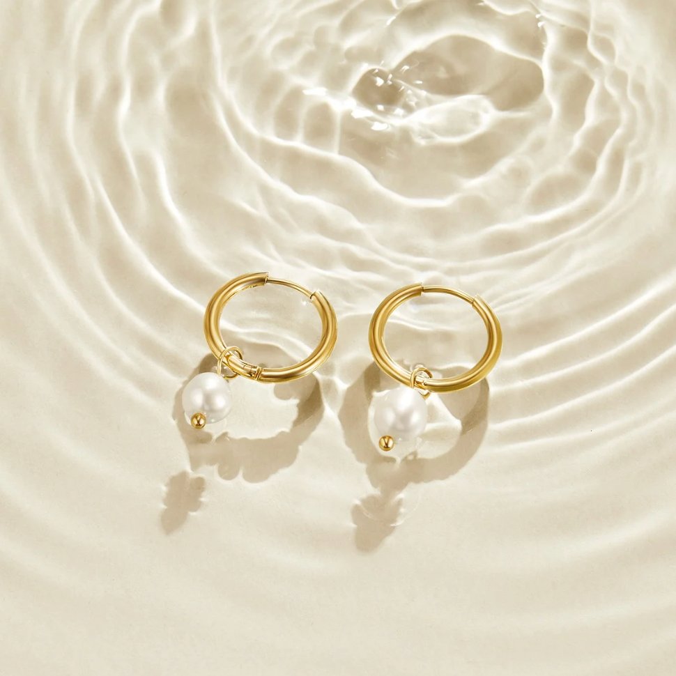 Pendientes de Aro con Perla de Agua Dulce