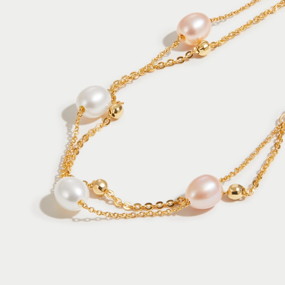 Pulsera en Capas de Perlas de Agua Dulce