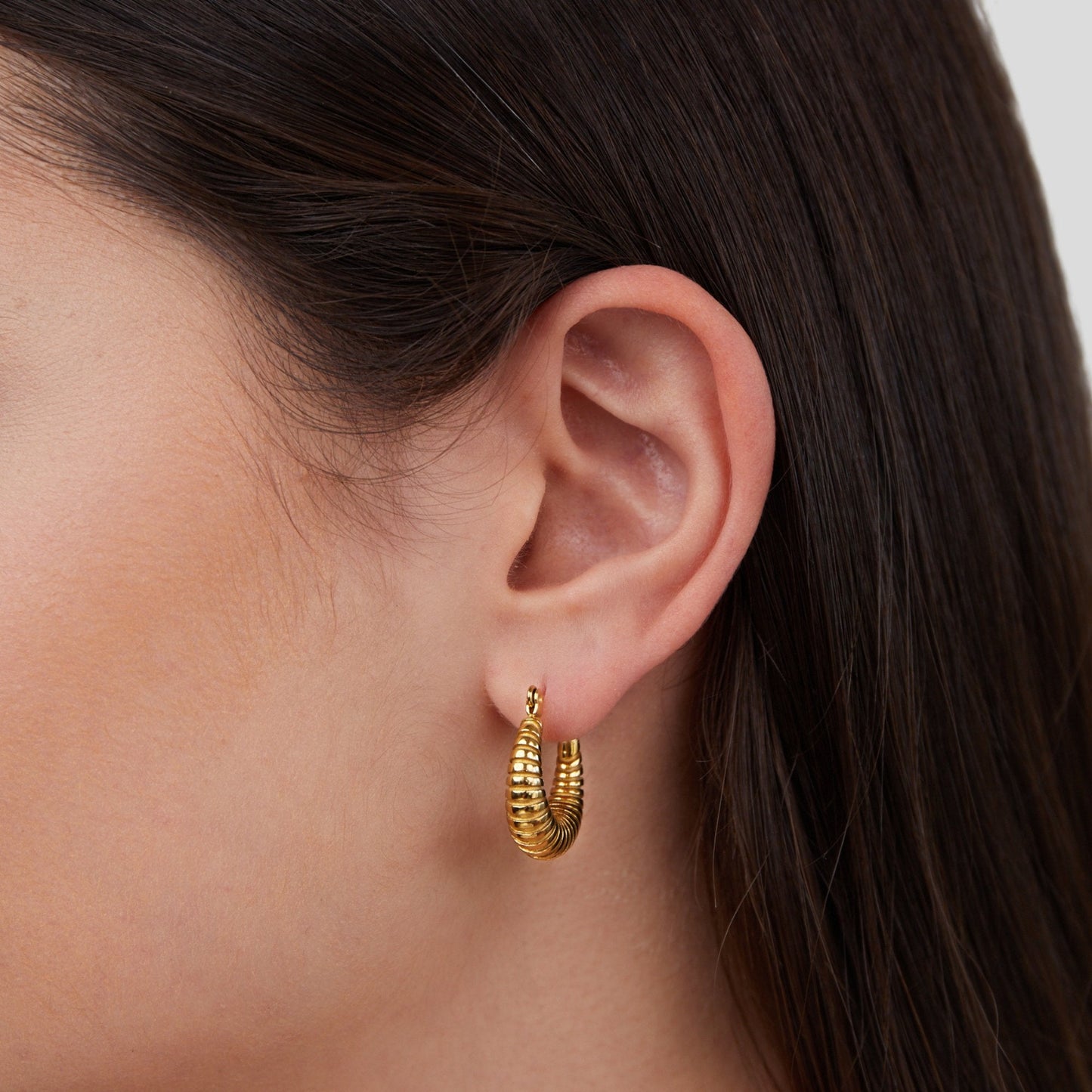 Pendientes de Aro Croissant Dorado