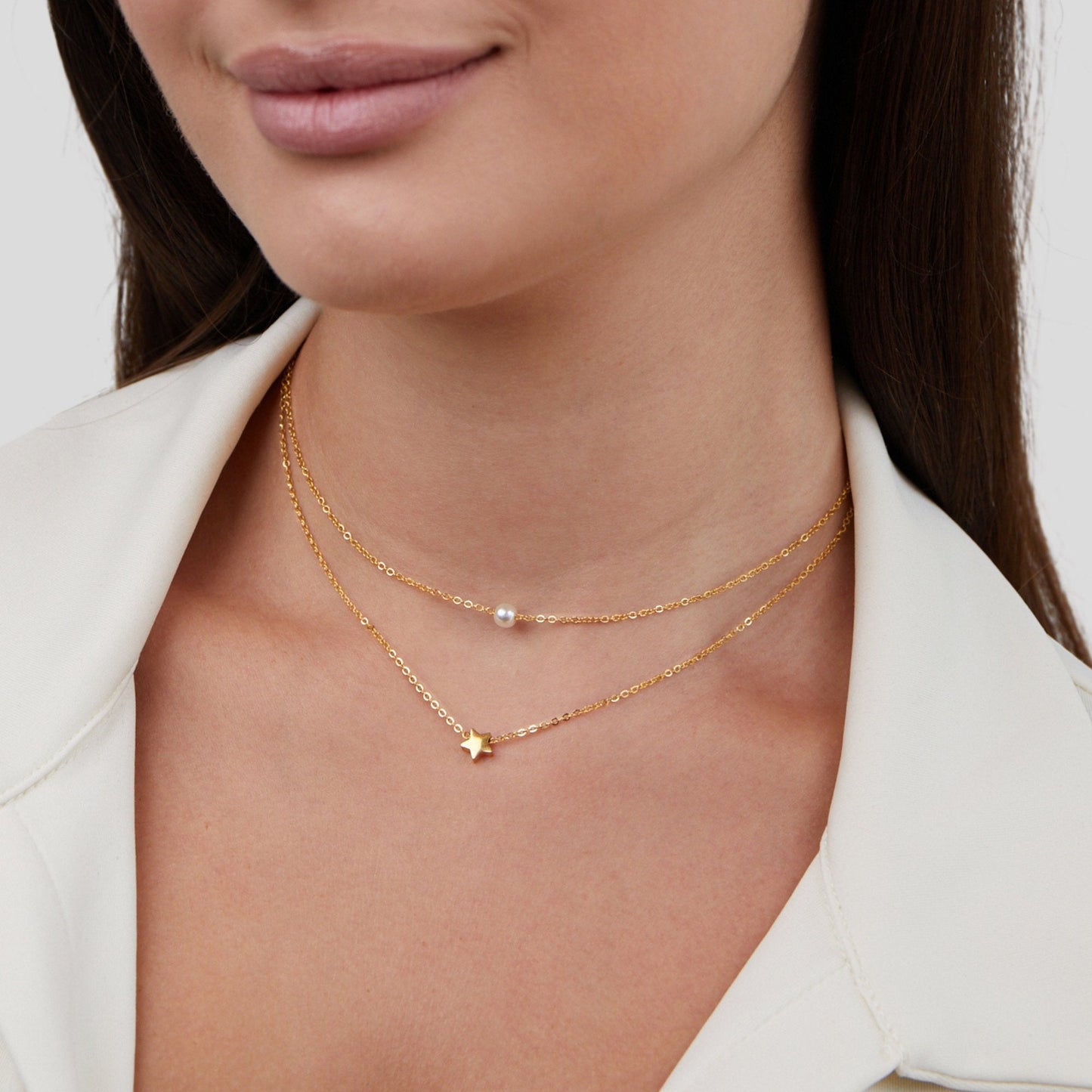 Collar en Capas de Estrella Dorada y Perlas