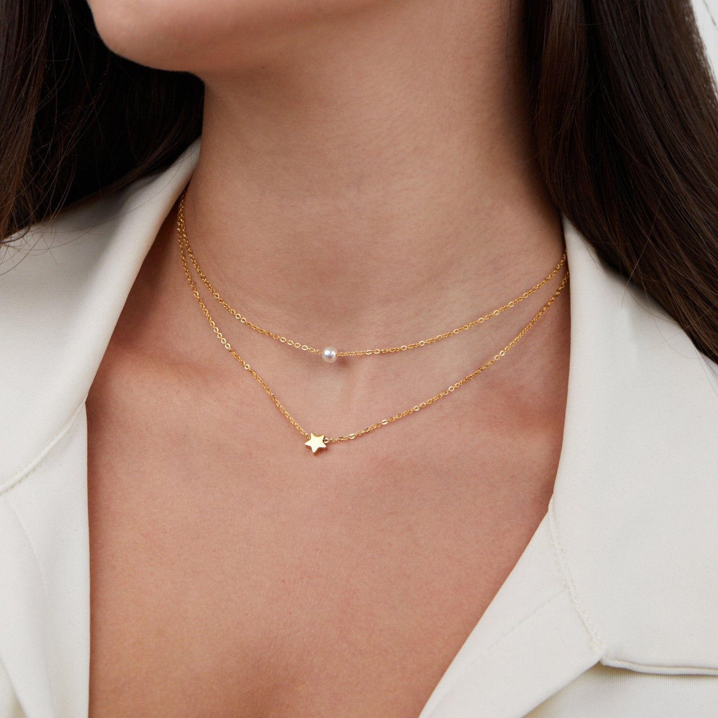 Collar en Capas de Estrella Dorada y Perlas