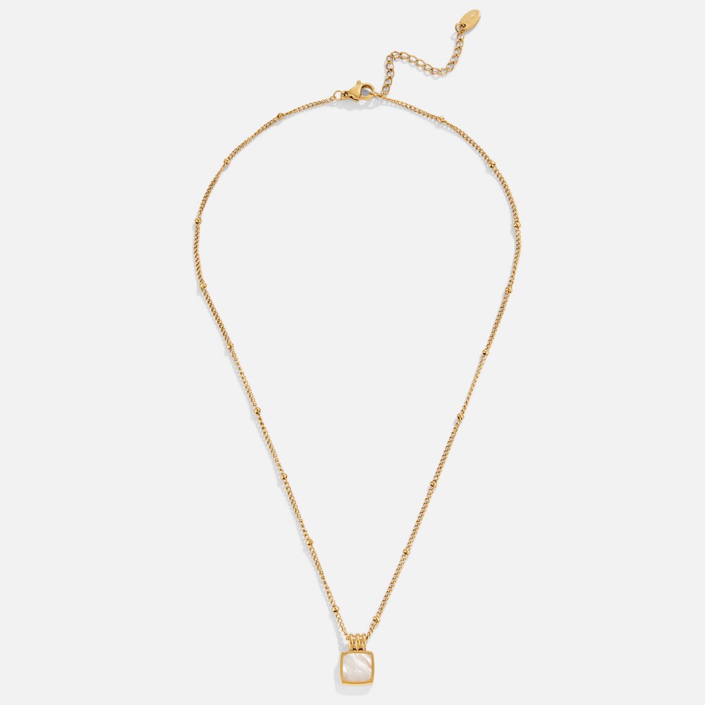 Collar con Colgante de Concha Blanca