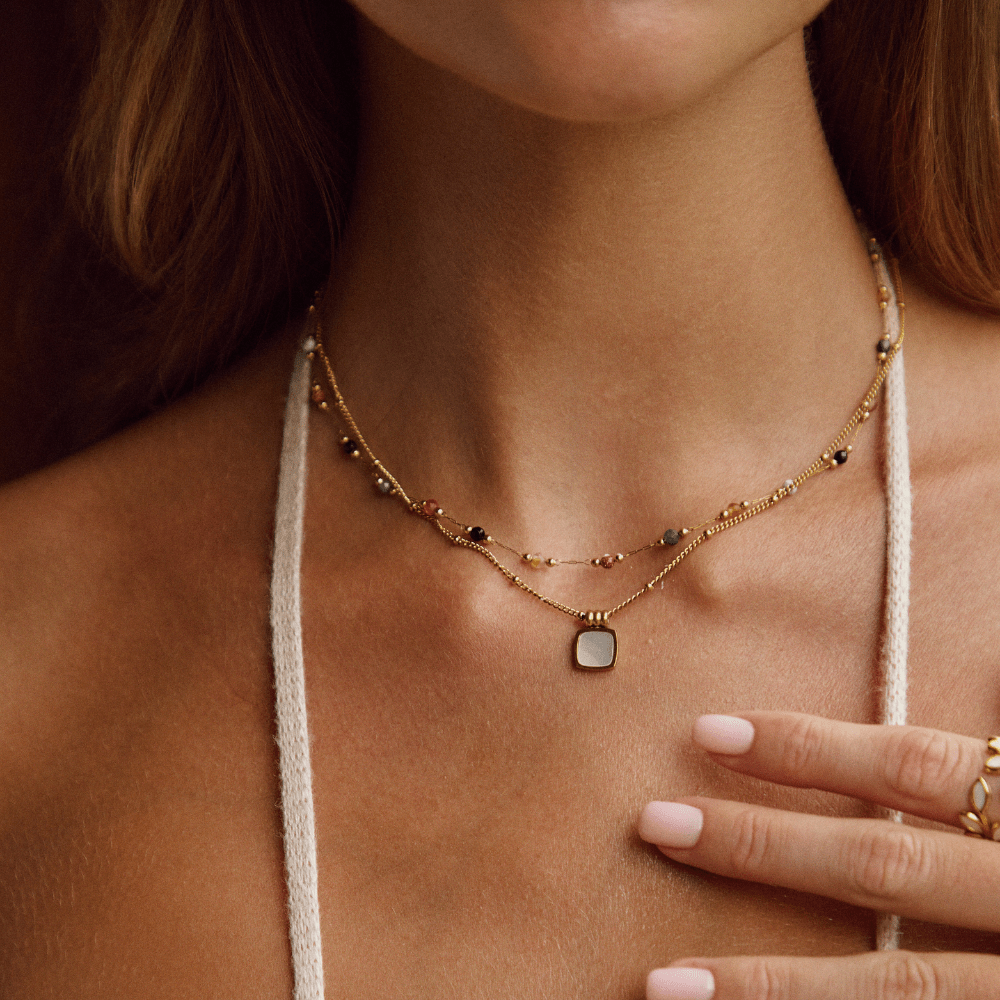 Collar de Piedra con Cuentas