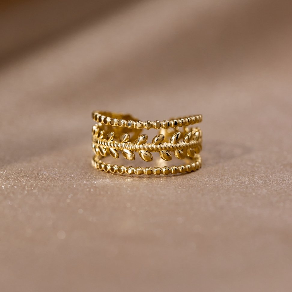 Anillo en Capas de Hoja de Oro