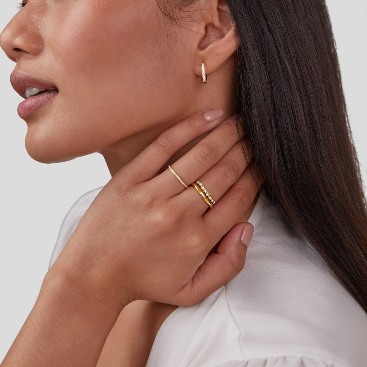 Anillo en Capas de Cristal Blanco