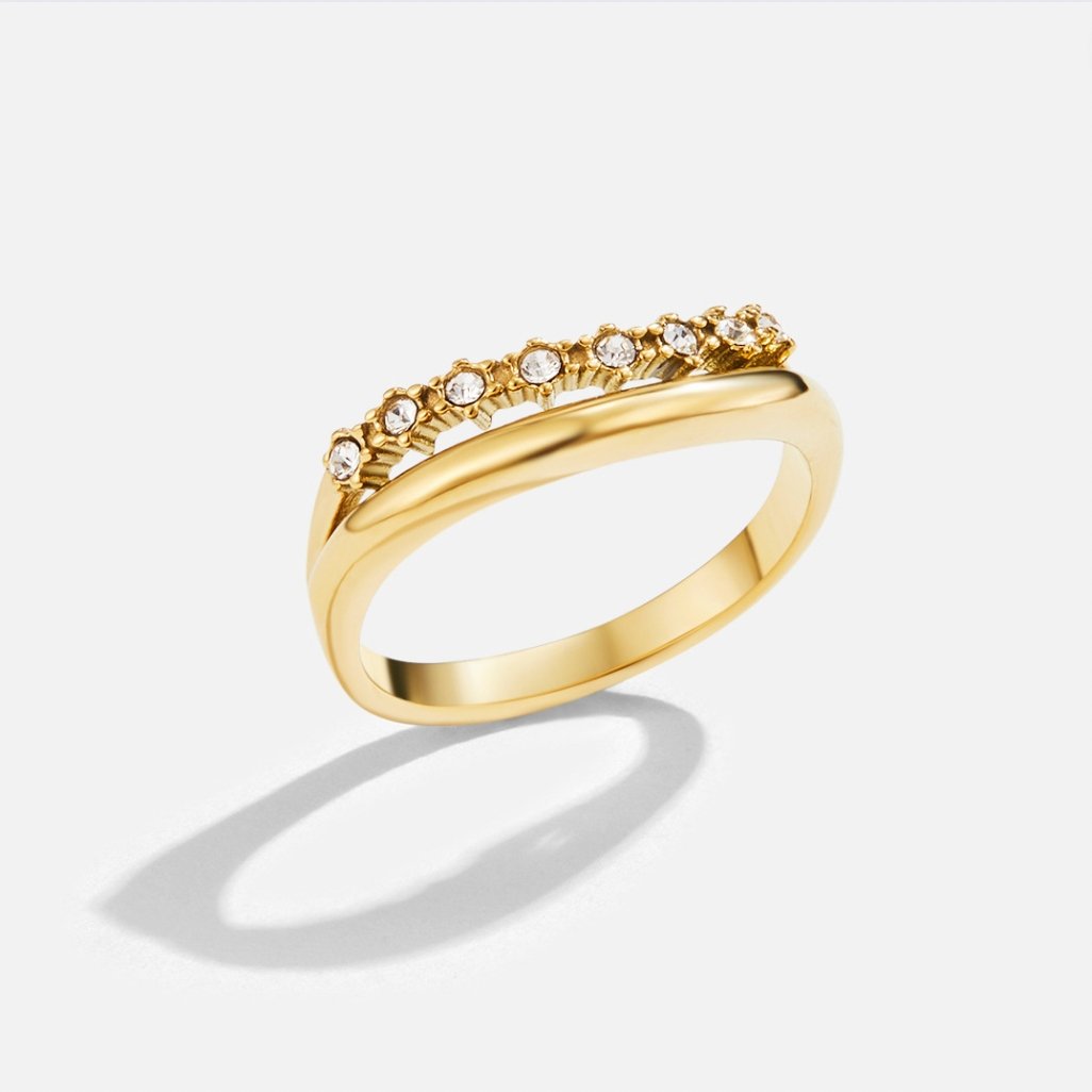 Anillo en Capas de Cristal Blanco