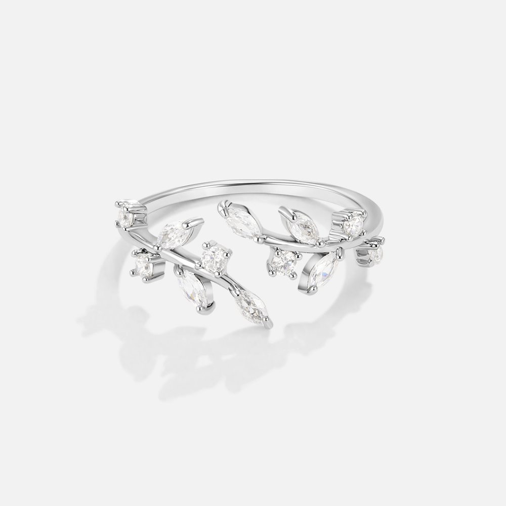 Anillo de Vid de Cristal Plateado