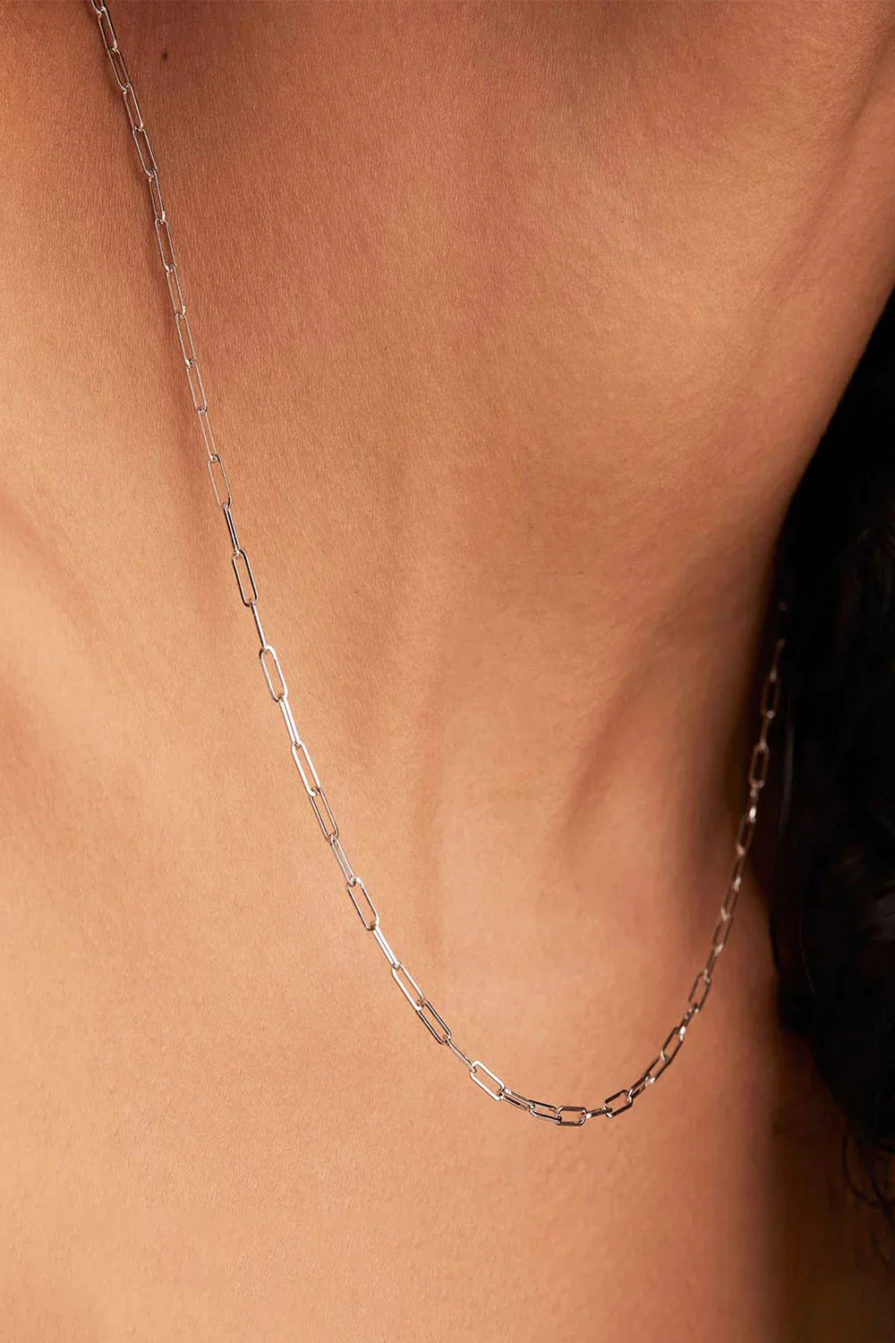 Collar Cadena Elegante | Oro Blanco