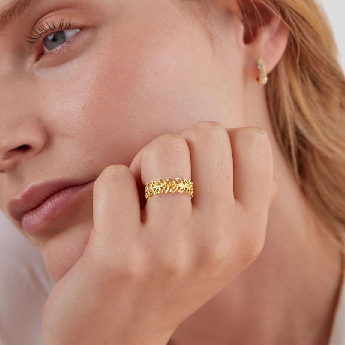 Anillo de Hoja Flor de Verano