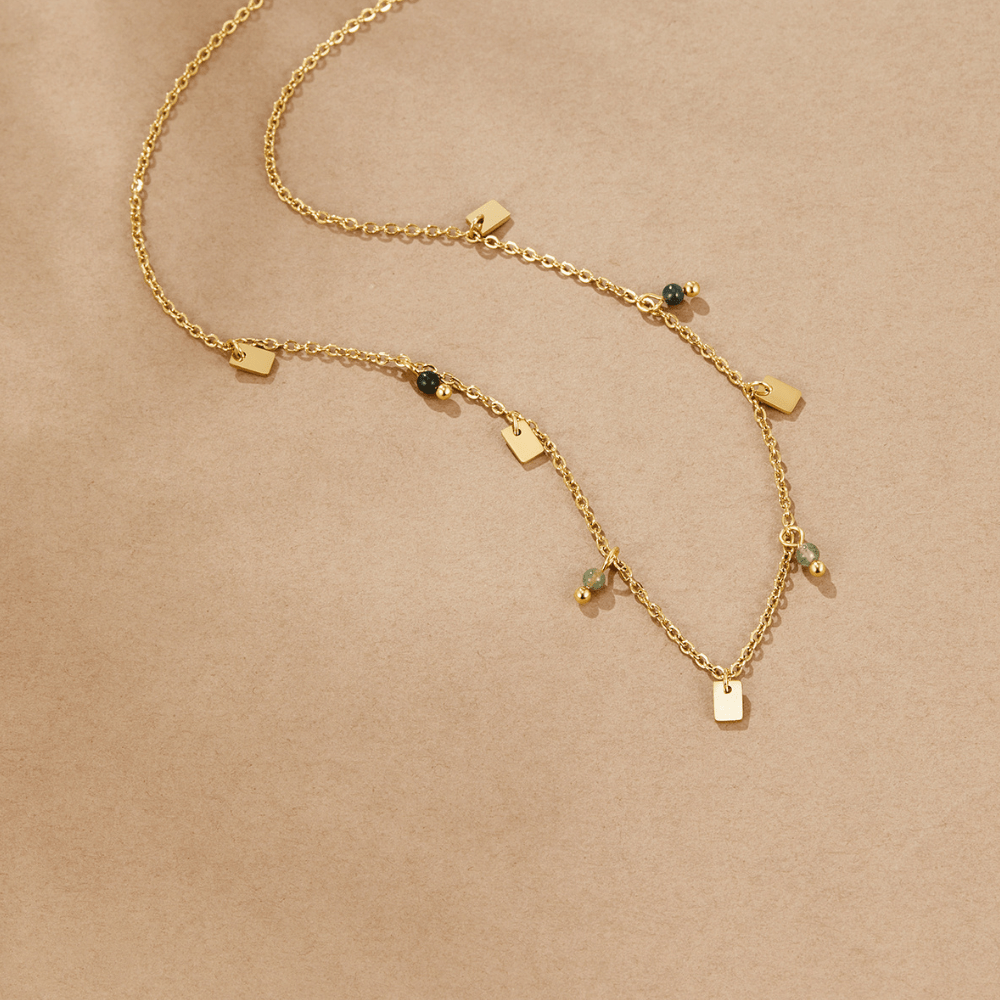 Collar de Gota Cuadrada Dorada