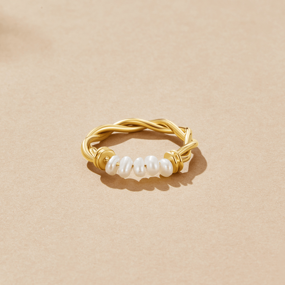 Anillo Clásico Torcido de Perla de Agua Dulce