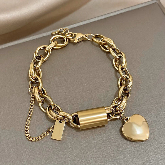 Pulsera Gruesa Heartened | Oro Blanco