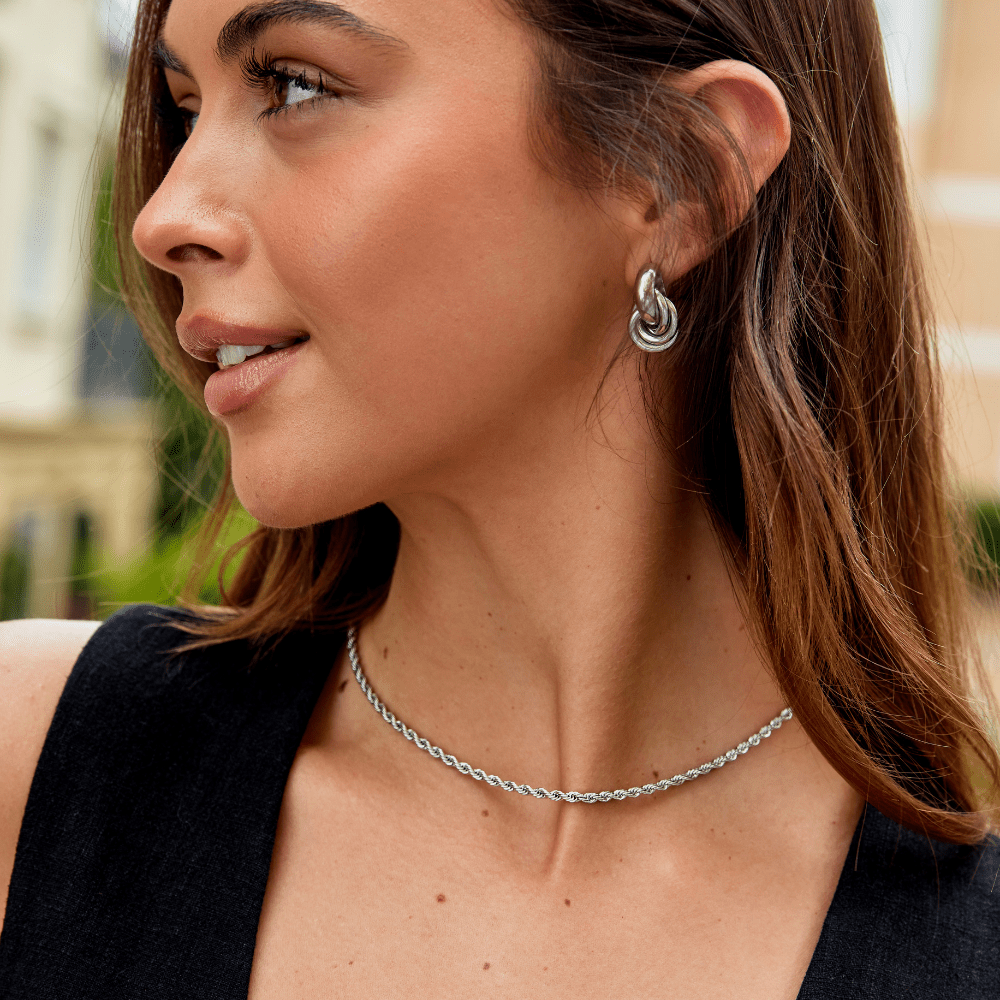 Collar de Cadena Retorcida Plateada