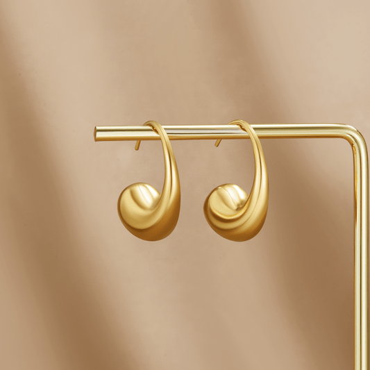 Pendientes de Lágrima Gruesa de Oro