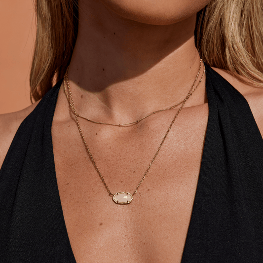 Collar con Colgante de Piedra