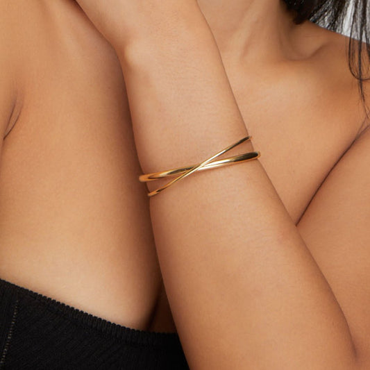 Pulsera Dorada Torcida