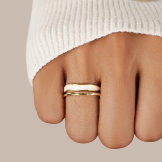 Anillo Dorado en Capas Sahara