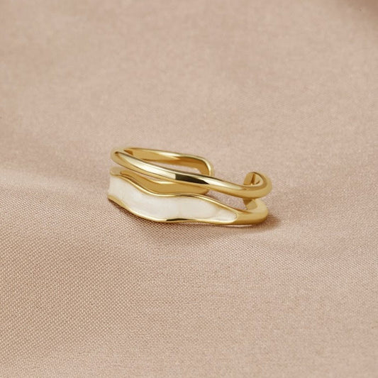Anillo Dorado en Capas Sahara