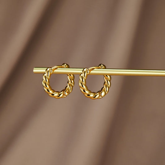 Pendientes de Oro con Giro