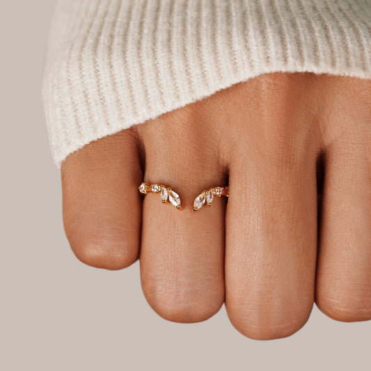 Anillo de Vid de Cristal y Oro
