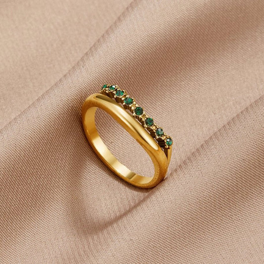 Anillo en Capas Verde Esmeralda