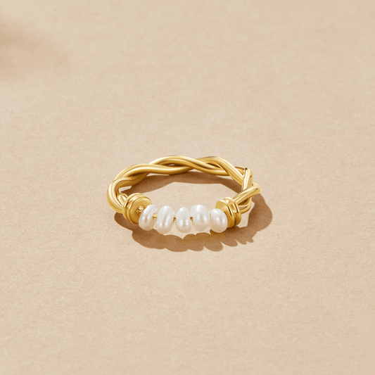 Anillo Clásico Torcido de Perla de Agua Dulce