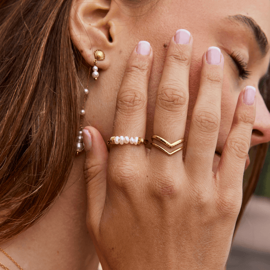 Anillo Clásico Torcido de Perla de Agua Dulce