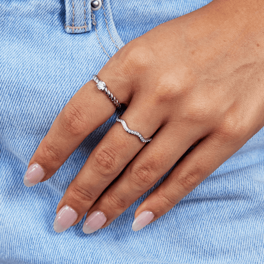 Anillo de Ola de Cristal y Plata